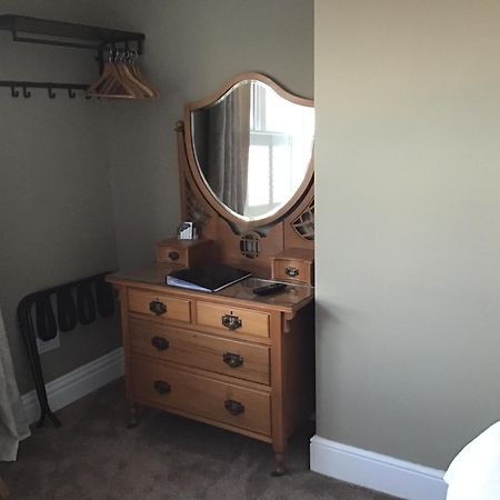 Greystones Guesthouse วิทบี ภายนอก รูปภาพ
