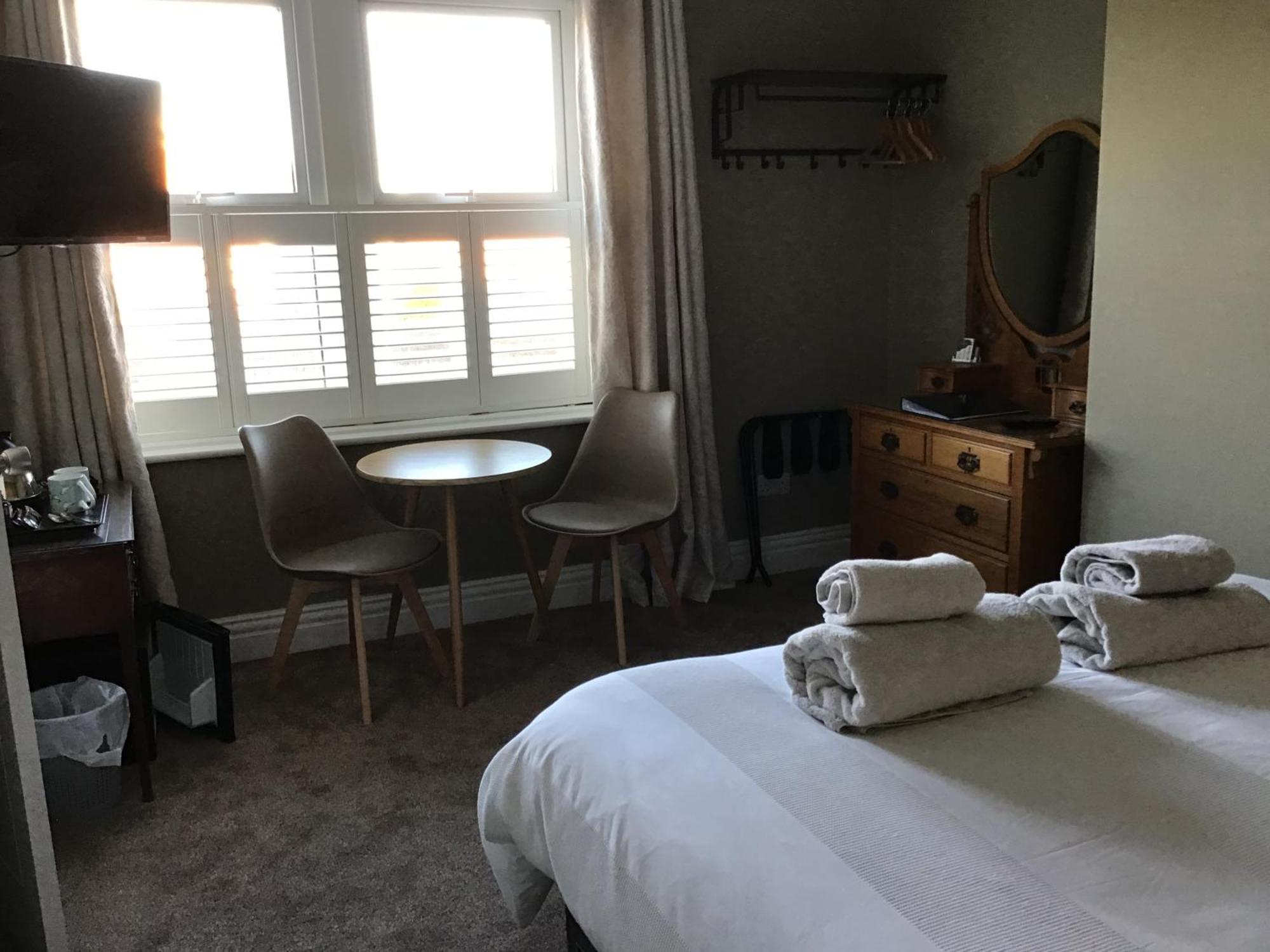 Greystones Guesthouse วิทบี ภายนอก รูปภาพ